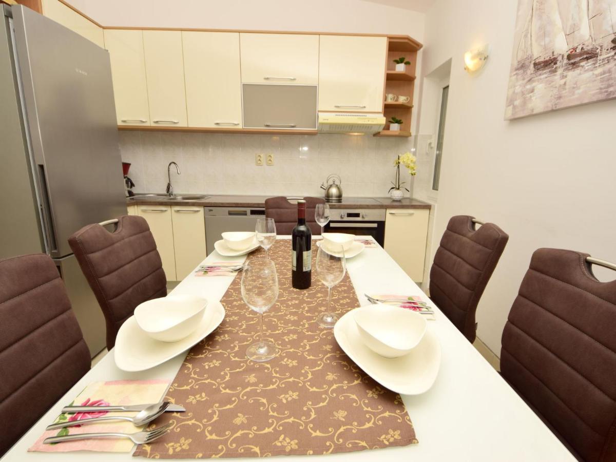 Apartment Mornar-2 By Interhome Τρογκίρ Εξωτερικό φωτογραφία